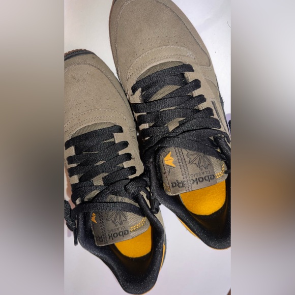 Men’s Rebook Classics - Picture 6 of 6